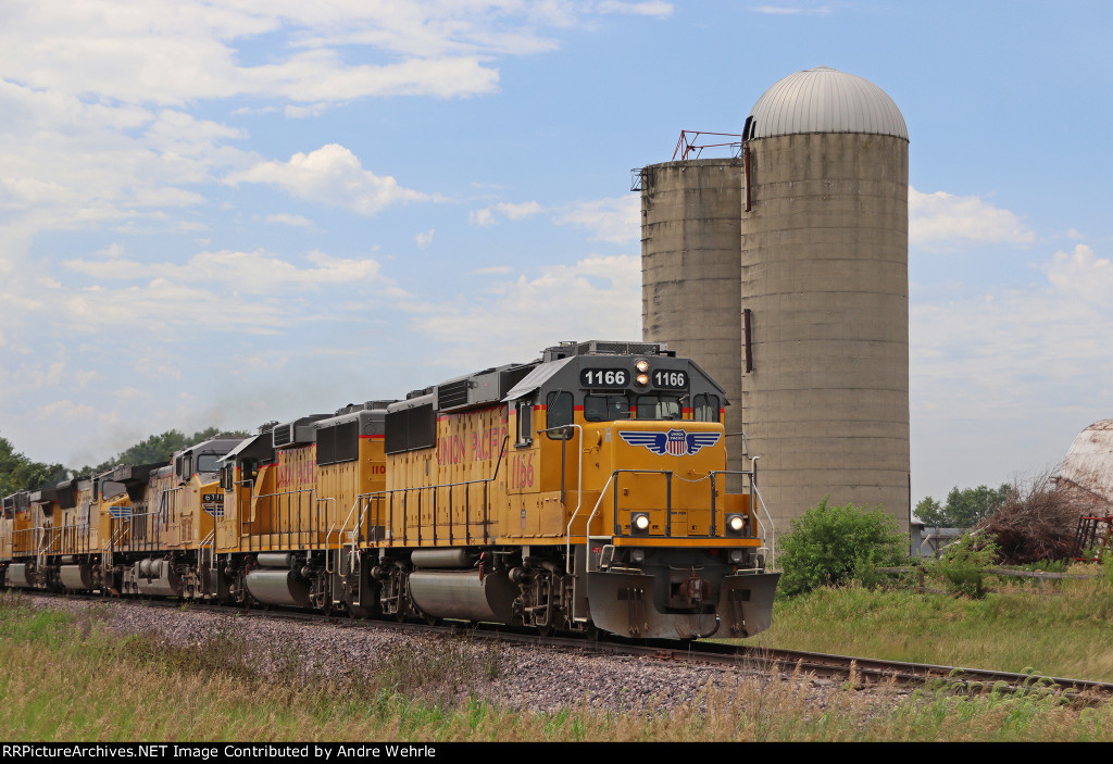 Rolling past the farm on Tuttle Road